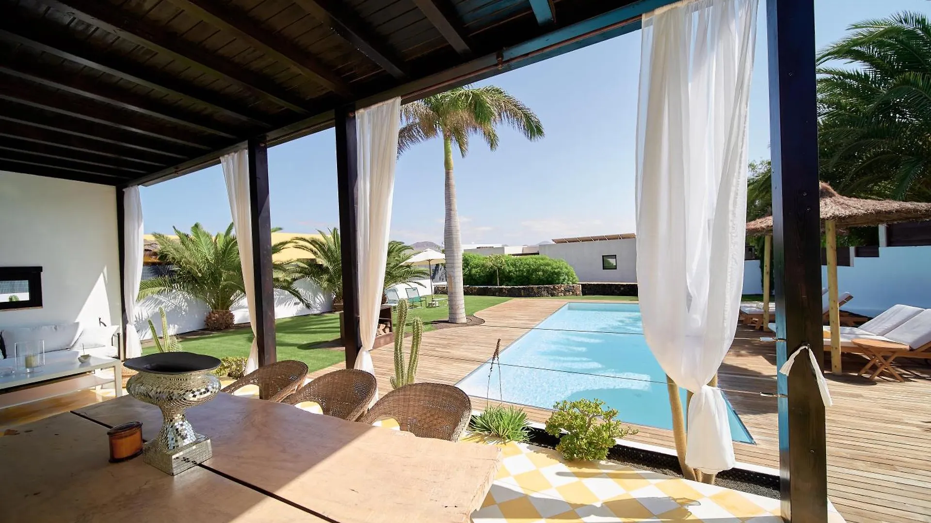 Villa Unique Homes Lajares (Adults Only)